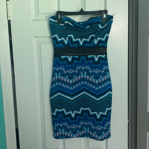 Charlotte Russe aztec mini bodycon dress - Picture 1 of 4